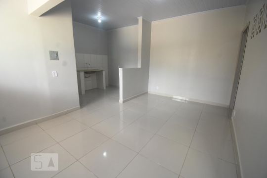 Casa para alugar com 2 quartos, 70m² em Samambaia Norte (samambaia), Brasília