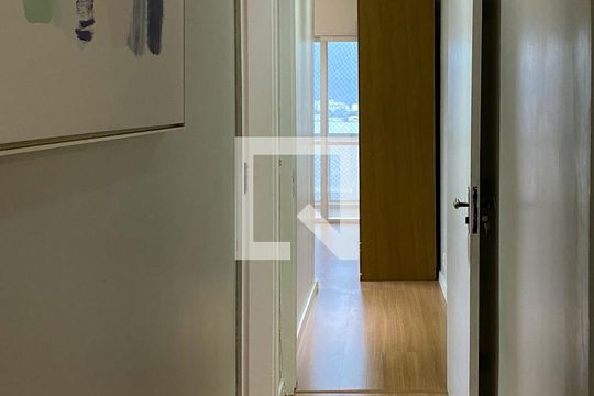 Corredor de apartamento à venda com 4 quartos, 153m² em Lagoa, Rio de Janeiro