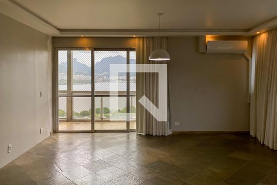 Apartamento à venda com 4 quartos, 153m² em Lagoa, Rio de Janeiro