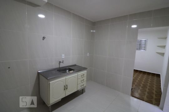 Cozinha de apartamento à venda com 2 quartos, 47m² em Conjunto Habitacional Teotonio Vilela, São Paulo