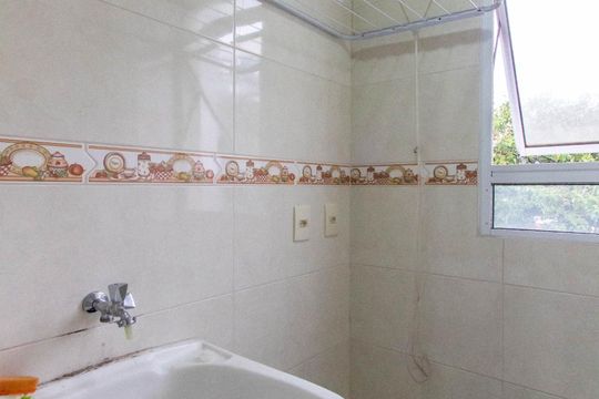 Área de Serviço de apartamento para alugar com 2 quartos, 48m² em Jardim Central, Cotia