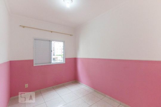 Quarto 1 de apartamento para alugar com 2 quartos, 48m² em Jardim Central, Cotia