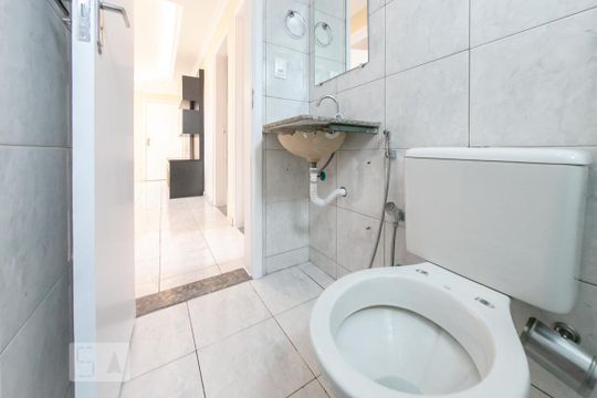 Banheiro Social de apartamento para alugar com 3 quartos, 70m² em Havaí, Belo Horizonte