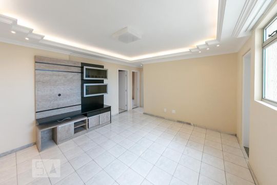 Apartamento para alugar com 3 quartos, 70m² em Havaí, Belo Horizonte