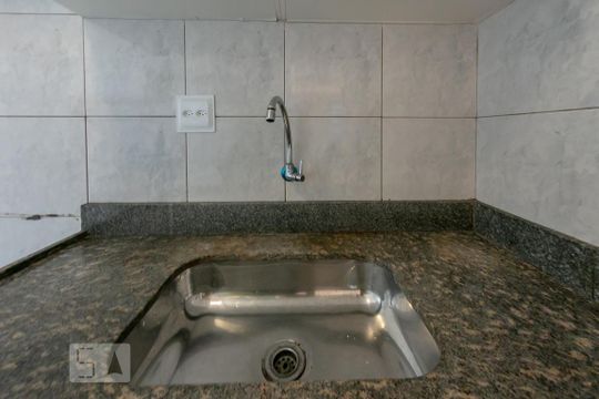 Cozinha e Área de Serviço de apartamento para alugar com 3 quartos, 70m² em Havaí, Belo Horizonte