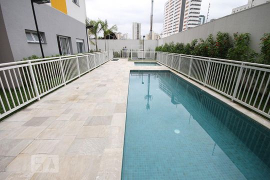 Piscina de apartamento para alugar com 2 quartos, 37m² em Sé, São Paulo