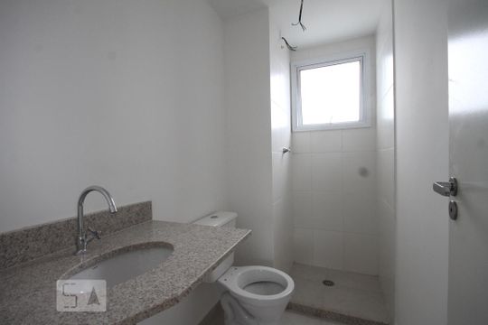 Banheiro de apartamento para alugar com 2 quartos, 37m² em Sé, São Paulo
