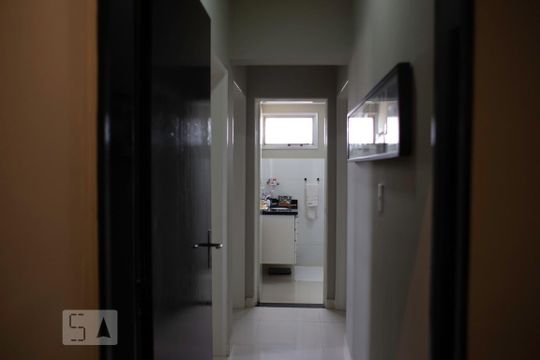 Corredor de apartamento para alugar com 3 quartos, 113m² em Jardim Irajá, Ribeirão Preto
