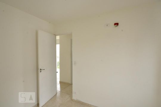 Quarto 1 de apartamento para alugar com 2 quartos, 46m² em Jardim Celeste, São Paulo
