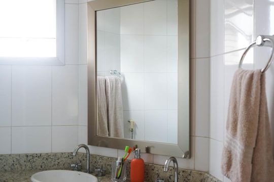 Banheiro da Suíte de apartamento à venda com 2 quartos, 61m² em Vila Romana, São Paulo