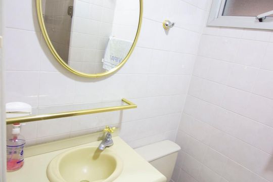 Banheiro Social de apartamento à venda com 3 quartos, 75m² em Jardim Tamoio, Jundiaí