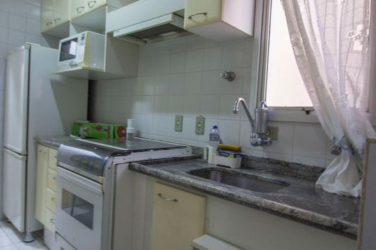 Cozinha de apartamento à venda com 3 quartos, 75m² em Jardim Tamoio, Jundiaí