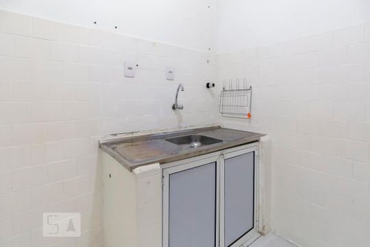 Cozinha de apartamento à venda com 1 quarto, 35m² em Vila Buarque, São Paulo