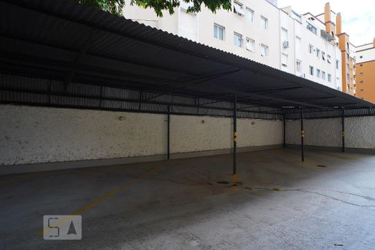 Garagem de apartamento para alugar com 1 quarto, 45m² em Mont’serrat, Porto Alegre
