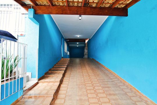 Garagem de casa à venda com 4 quartos, 193m² em Jardim Morro Verde, São Paulo