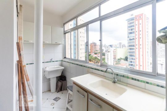 Cozinha/Área de serviço de apartamento para alugar com 1 quarto, 40m² em Aclimação, São Paulo