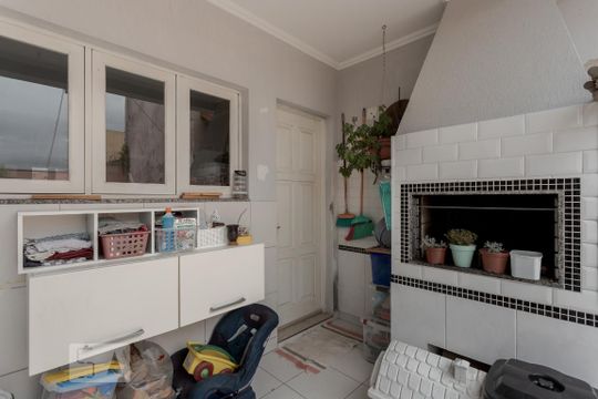 Área de Serviço de casa à venda com 3 quartos, 249m² em Jardim Itu, Porto Alegre