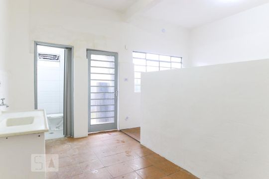 Cozinha de casa para alugar com 1 quarto, 70m² em Jardim Ismênia, São José dos Campos