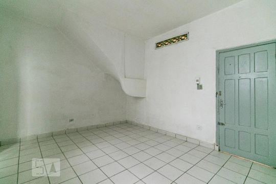 Sala / Dormitório de kitnet/studio para alugar com 1 quarto, 35m² em Belenzinho, São Paulo