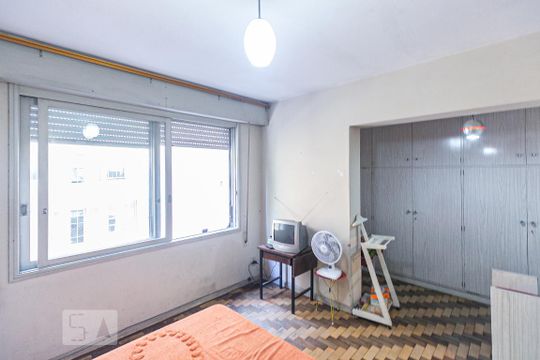 Quarto  de apartamento à venda com 2 quartos, 64m² em Centro Histórico, Porto Alegre