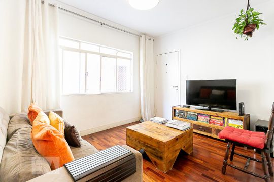 Apartamento para alugar com 2 quartos, 70m² em Vila Madalena, São Paulo