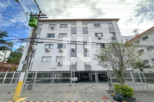 Fachada de apartamento para alugar com 2 quartos, 77m² em Jardim Las Palmas, Guarujá