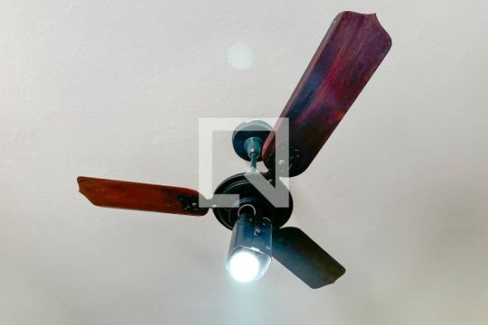 Quarto 1 de apartamento para alugar com 2 quartos, 77m² em Jardim Las Palmas, Guarujá