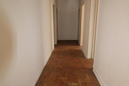 Corredor de casa à venda com 5 quartos, 220m² em Botafogo, Campinas
