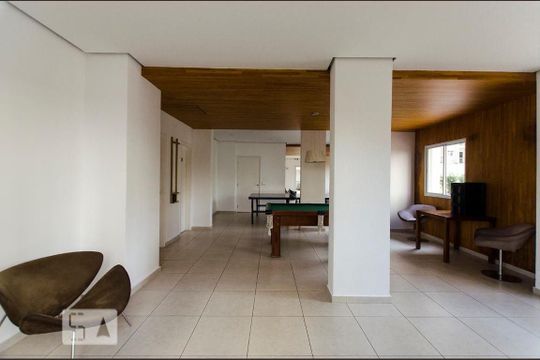 Apartamento à venda com 2 quartos, 57m² em Umuarama, Osasco