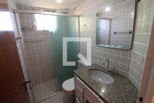 Banheiro de apartamento para alugar com 2 quartos, 62m² em Cidade São Mateus, São Paulo