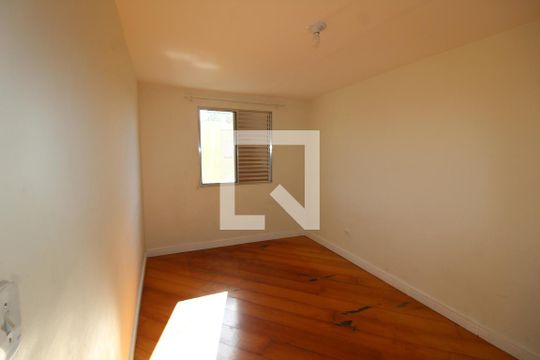 QUARTO 1 de apartamento para alugar com 2 quartos, 62m² em Cidade São Mateus, São Paulo