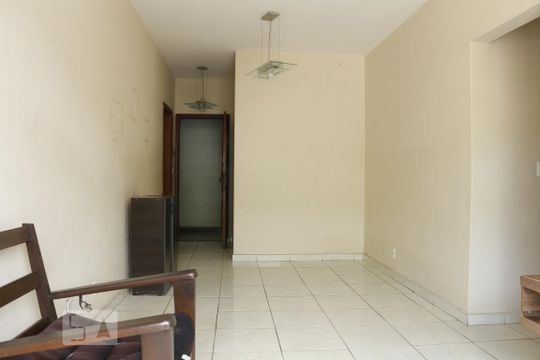 Sala de apartamento para alugar com 2 quartos, 72m² em Méier, Rio de Janeiro