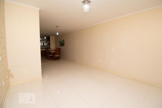 Casa para alugar com 4 quartos, 280m² em Jardim Rizzo, Guarulhos