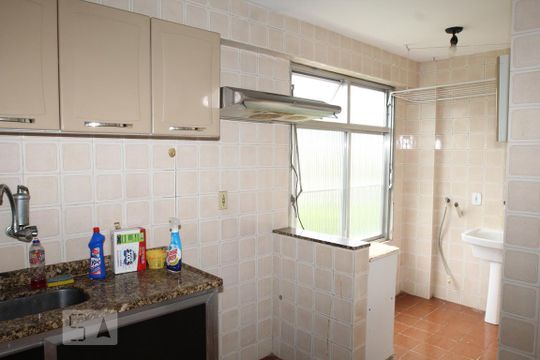 Cozinha de apartamento à venda com 2 quartos, 70m² em Cachambi, Rio de Janeiro
