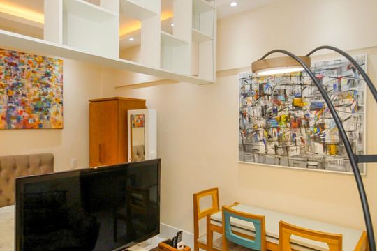 Sala de apartamento para alugar com 1 quarto, 33m² em Copacabana, Rio de Janeiro
