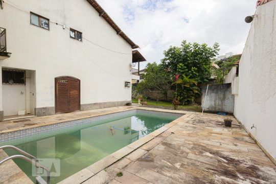 Piscina de casa à venda com 4 quartos, 600m² em Freguesia (jacarepaguá), Rio de Janeiro