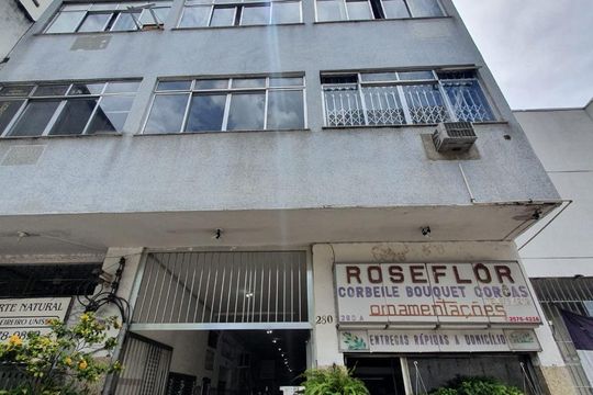 Fachada de apartamento à venda com 1 quarto, 38m² em Vila Isabel, Rio de Janeiro