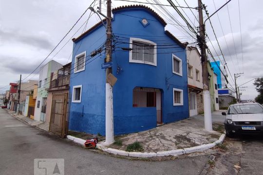 Fachada de casa à venda com 4 quartos, 100m² em Vila Santana, São Paulo