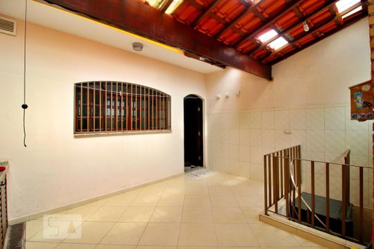 Área de Serviço de casa à venda com 3 quartos, 284m² em Parque Erasmo Assunção, Santo André