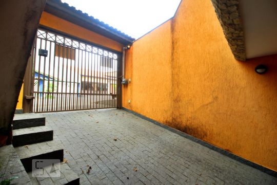 Garagem de casa à venda com 3 quartos, 284m² em Parque Erasmo Assunção, Santo André