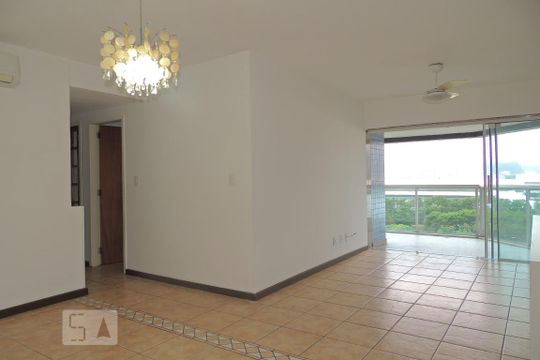 Sala  de apartamento para alugar com 3 quartos, 98m² em Jacarepaguá, Rio de Janeiro