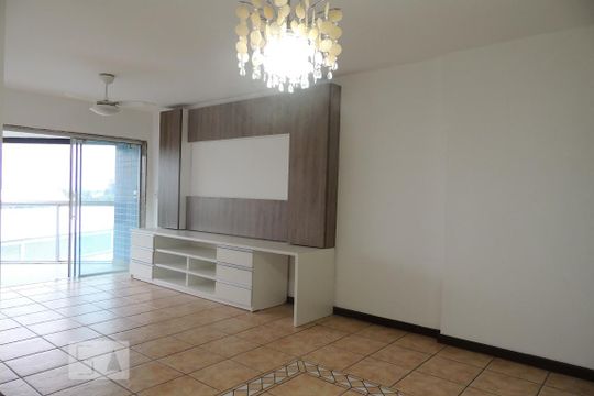 Sala  de apartamento para alugar com 3 quartos, 98m² em Jacarepaguá, Rio de Janeiro