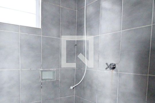 Banheiro de casa para alugar com 2 quartos, 70m² em Central Parque Sorocaba, Sorocaba