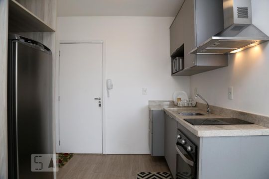 Cozinha de apartamento à venda com 1 quarto, 35m² em Real Parque, São Paulo