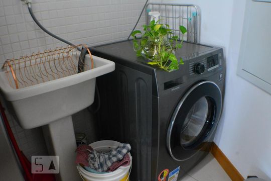 Cozinha de kitnet/studio para alugar com 1 quarto, 50m² em Caminho das Árvores, Salvador
