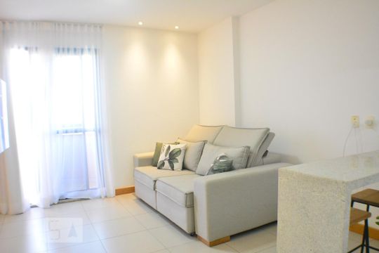 Kitnet/Studio para alugar com 1 quarto, 50m² em Caminho das Árvores, Salvador