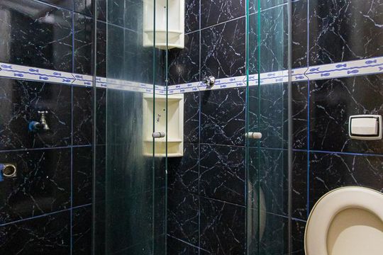 Banheiro de apartamento para alugar com 1 quarto, 26m² em Bela Vista, São Paulo