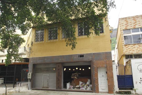 Fachada da Casa de casa à venda com 3 quartos, 206m² em Botafogo, Rio de Janeiro