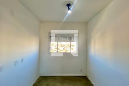 Quarto 1 de apartamento à venda com 2 quartos, 39m² em Vila Invernada, São Paulo
