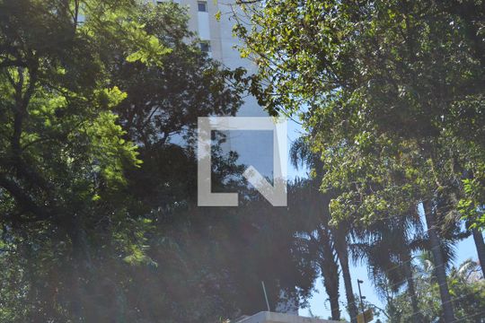 Fachada de apartamento para alugar com 3 quartos, 73m² em Cavalhada, Porto Alegre